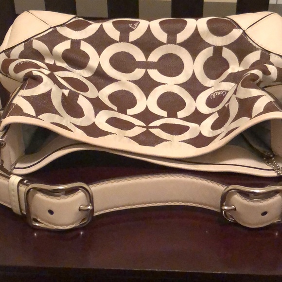 Coach signature brown/cream hobo purse - Picture 5 of 7
